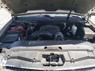 2007 Chevrolet Avalanche LT w/1LT with VIN 3GNEK12347G100855, listed as a Copart auction lot 64149924 with 203,929 mi miles and Salvage Title. Bid and sale history available at carsss.com. Image 11.