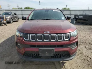 2022 Jeep Compass Latitude with VIN 3C4NJCBB5NT137027, listed as a Copart auction lot 52569835 with 55,619 mi miles and Salvage title. Bid and sale history available at DreamBid. Image 5.