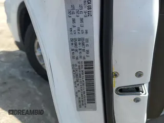 2019 Jeep Cherokee Latitude с VIN 1C4PJLCB9KD313506, выставлен на аукционе Copart как лот 52672515 с пробегом 136 496 миль миль и Списание • Salvage title. История ставок и продаж доступна на DreamBid. Изображение 15.