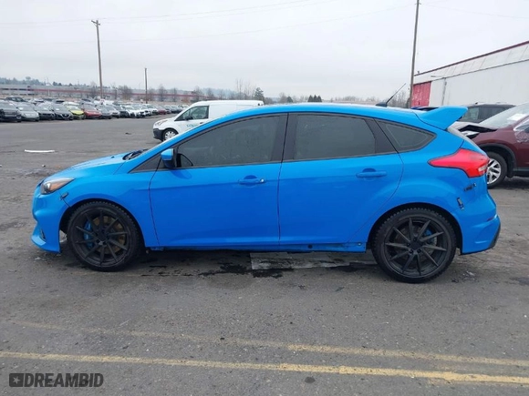 2017 Ford Focus RS with VIN WF0DP3TH9H4122938, listed as a IAAI auction lot 41442923 with NaN miles. Bid and sale history available at carsss.com. Image 14.