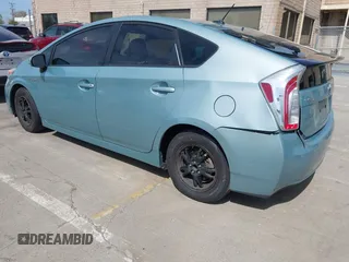2013 Toyota Prius One z VIN JTDKN3DU6D5570991, wystawiony jako IAAI lot #41833654 z przebiegiem 179 628 mil mil oraz . Historia ofert i sprzedaży dostępna na DreamBid. Obrazek 3.