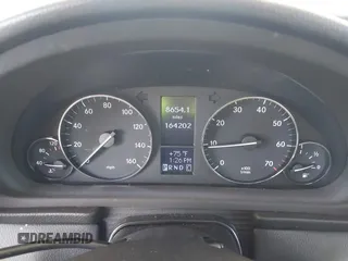 2007 Mercedes-Benz C 230 Sport z VIN WDBRF52H17F931750, wystawiony jako IAAI lot #42207507 z przebiegiem 164 202 mil mil oraz . Historia ofert i sprzedaży dostępna na DreamBid. Obrazek 7.