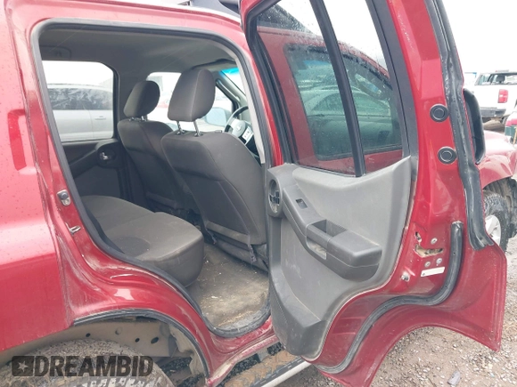 2012 Nissan Xterra X with VIN 5N1AN0NW4CC509400, listed as a IAAI auction lot 41911112 with 164,138 mi miles. Bid and sale history available at carsss.com. Image 8.