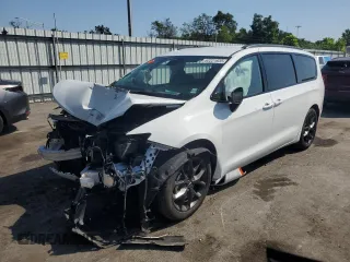 2023 Chrysler Pacifica Touring L с VIN 2C4RC1BG5PR504865, выставлен на аукционе Copart как лот 62221935 с пробегом Не указан миль и Списание • Salvage title. История ставок и продаж доступна на DreamBid. Изображение 1.