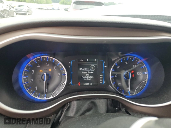 2017 Chrysler Pacifica Touring with VIN 2C4RC1DG6HR610644, listed as a Copart auction lot 63531525 with 92,381 mi miles and Clean title. Bid and sale history available at DreamBid. Image 9.