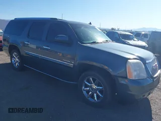 2008 GMC Yukon XL z VIN 1GKFK66828J210470, wystawiony jako IAAI lot #42119370 z przebiegiem 204 296 mil mil oraz . Historia ofert i sprzedaży dostępna na DreamBid. Obrazek 1.