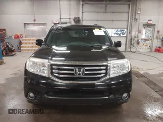 2012 Honda Pilot Touring with VIN 5FNYF4H91CB067014, listed as a IAAI auction lot 41749402 with 151,248 mi miles. Bid and sale history available at carsss.com. Image 12.