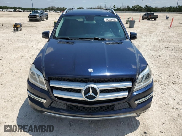 2013 Mercedes-Benz GL 450 z VIN 4JGDF7CE5DA245372, wystawiony jako Copart lot #56252505 z przebiegiem 70 349 mil mil oraz Czysty tytuł • Clean title. Historia ofert i sprzedaży dostępna na DreamBid. Obrazek 5.