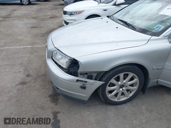 2002 Volvo S80 с VIN YV1TS91D421263502, выставлен на аукционе IAAI как лот 42401419 с пробегом 228 085 миль миль и . История ставок и продаж доступна на DreamBid. Изображение 6.