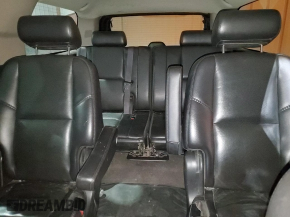 2010 Chevrolet Suburban LTZ with VIN 1GNUKKE38AR283830, listed as a Copart auction lot 84887104 with 298,548 mi miles and Salvage Title. Bid and sale history available at carsss.com. Image 10.