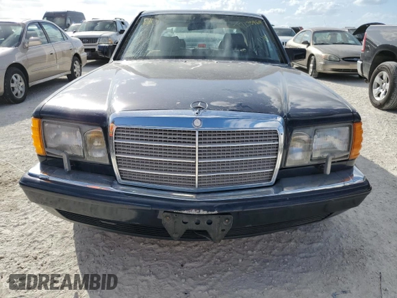 1986 Mercedes-Benz 560 with VIN WDBCA39D0GA268955, listed as a Copart auction lot 77190964 with 99,702 mi miles and Non Repairable. Bid and sale history available at DreamBid. Image 5.