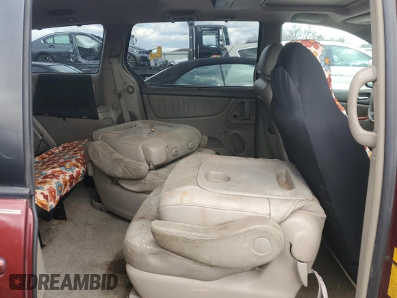 2008 Toyota Sienna XLE with VIN 5TDBK22C08S009120, listed as a Copart auction lot 45215415 with 196,927 mi miles and Salvage Title. Bid and sale history available at carsss.com. Image 11.
