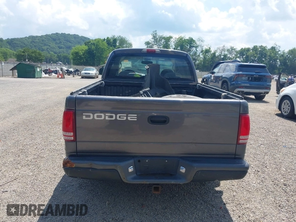 2001 Dodge Dakota with VIN 1B7HL2AX01S338909, listed as a IAAI auction lot 42639655 with 111,858 mi miles and . Bid and sale history available at DreamBid. Image 17.
