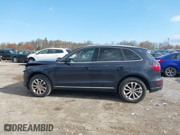 2014 Audi Q5 Premium Plus with VIN WA1LFAFP1EA114946, listed as a IAAI auction lot 42042556 with 190,787 mi miles. Bid and sale history available at carsss.com. Image 14.