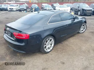 2012 Audi A5 Premium Plus z VIN WAULFAFR4CA021100, wystawiony jako IAAI lot #42026368 z przebiegiem 113 291 mil mil oraz . Historia ofert i sprzedaży dostępna na DreamBid. Obrazek 4.