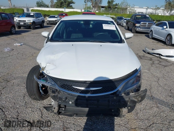 2015 Chrysler 200 Limited with VIN 1C3CCCAB2FN743877, listed as a IAAI auction lot 42000812 with 70,222 mi miles. Bid and sale history available at carsss.com. Image 13.