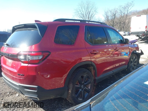 2025 Honda Pilot Sport z VIN 5FNYG1H3XSB008811, wystawiony jako IAAI lot #41842737 z przebiegiem 10 435 mil mil oraz . Historia ofert i sprzedaży dostępna na DreamBid. Obrazek 4.