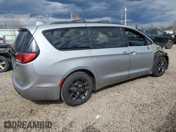 2018 Chrysler Pacifica Touring L with VIN 2C4RC1BGXJR194588, listed as a Copart auction lot 53236885 with 149,968 mi miles and Salvage Title. Bid and sale history available at DreamBid. Image 3.