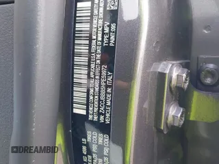 2017 Jeep Renegade Latitude с VIN ZACCJBBB5HPE59972, выставлен на аукционе IAAI как лот 40132369 с пробегом 121 679 миль миль и . История ставок и продаж доступна на DreamBid. Изображение 9.