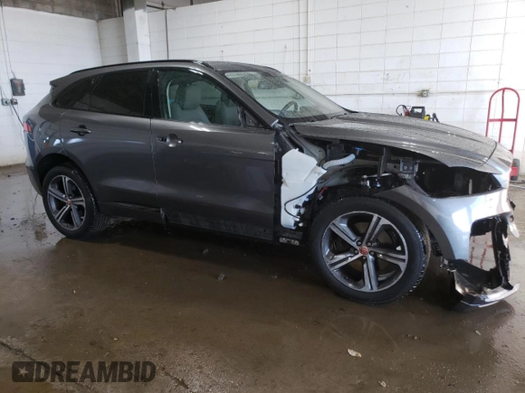 2017 Jaguar F-Pace 35t R-Sport with VIN SADCL2BV1HA886526, listed as a Copart auction lot 46521475 with 129,505 mi miles and Salvage Title. Bid and sale history available at DreamBid. Image 4.