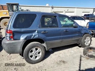 2006 Ford Escape XLT with VIN 1FMYU03106KA03632, listed as a Copart auction lot 75416404 with 151,559 mi miles and Salvage Title. Bid and sale history available at carsss.com. Image 3.