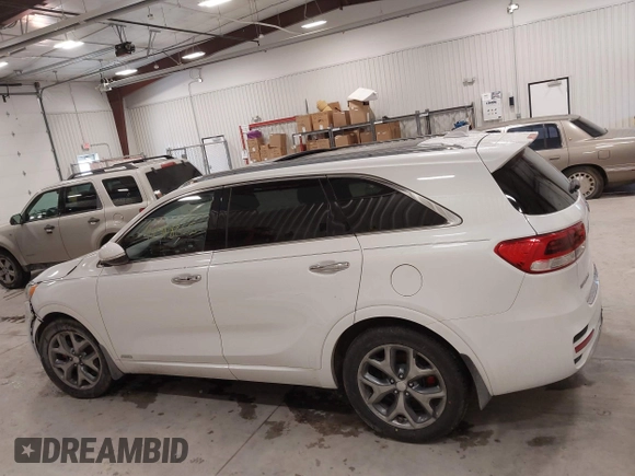 2018 Kia Sorento SX with VIN 5XYPKDA58JG414522, listed as a IAAI auction lot 41548855 with 157,725 mi miles and . Bid and sale history available at carsss.com. Image 13.