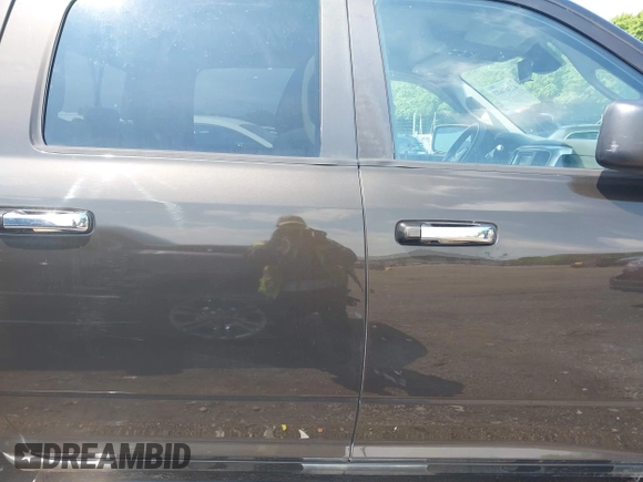 2013 Ram 1500 with VIN 1C6RR7LPXDS578669, listed as a IAAI auction lot 42367633 with 176,360 mi miles and . Bid and sale history available at DreamBid. Image 13.