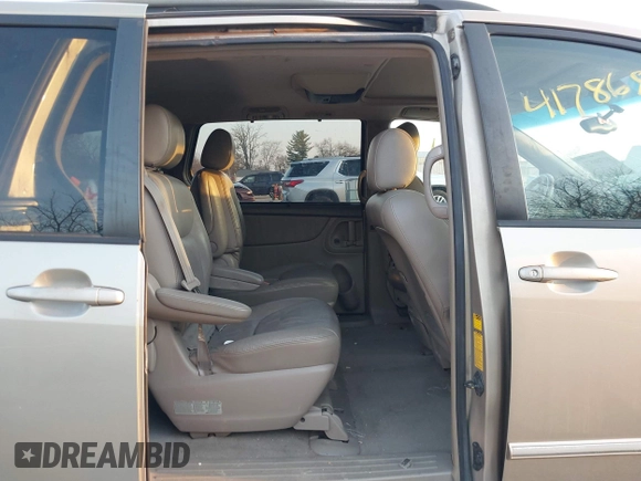 2004 Toyota Sienna XLE with VIN 5TDZA22CX4S192411, listed as a IAAI auction lot 41786871 with 245,165 mi miles and . Bid and sale history available at DreamBid. Image 8.