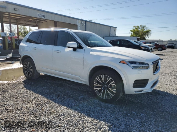 2022 Volvo XC90 Momentum with VIN YV4102CK3N1871325, listed as a Copart auction lot 46592915 with 21,147 mi miles and Salvage Title. Bid and sale history available at DreamBid. Image 4.