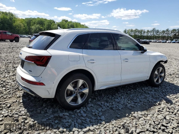 2024 Audi Q5 Premium with VIN WA1ABAFY2R2150639, listed as a Copart auction lot 57469535 with 6,557 mi miles and Salvage title. Bid and sale history available at DreamBid. Image 3.