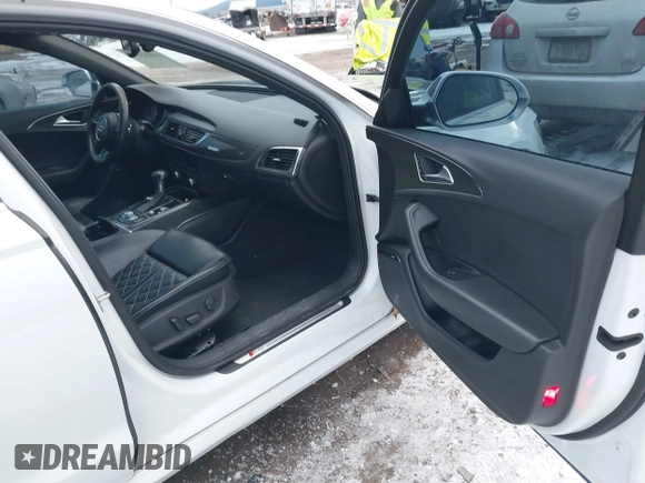 2013 Audi S6 Prestige with VIN WAUF2AFC7DN040741, listed as a IAAI auction lot 41032195 with 107,431 mi miles. Bid and sale history available at carsss.com. Image 5.