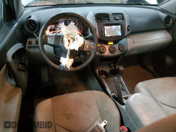2009 Toyota RAV4 with VIN JTMBK33VX9D004946, listed as a Copart auction lot 45813585 with 161,124 mi miles and Salvage Title. Bid and sale history available at carsss.com. Image 8.