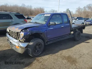1996 Toyota Tacoma z VIN 4TAWM72N8TZ175396, wystawiony jako Copart lot #86846284 z przebiegiem 229 714 mil mil oraz Tytuł czysty. Historia ofert i sprzedaży dostępna na DreamBid. Obrazek 1.