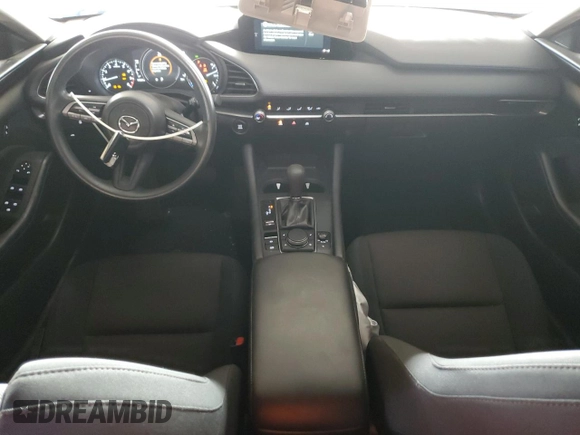 2022 Mazda 3 2.0 with VIN 3MZBPAA76NM304828, listed as a Copart auction lot 50623405 with 17,037 mi miles and Salvage Title. Bid and sale history available at DreamBid. Image 8.