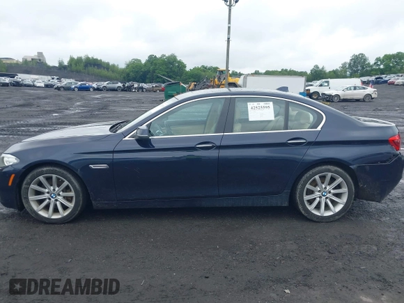 2015 BMW 5 Series 535d xDrive with VIN WBAFV3C5XFD686633, listed as a IAAI auction lot 42525595 with 125,794 mi miles and . Bid and sale history available at DreamBid. Image 14.