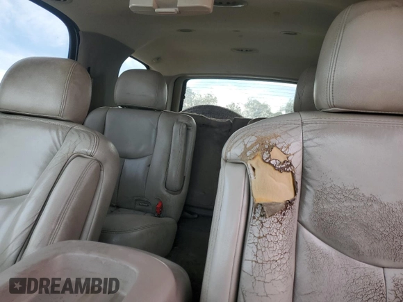 2005 Chevrolet Tahoe LS with VIN 1GNEC13T55R242365, listed as a Copart auction lot 84685624 with 199,968 mi miles and Salvage Title. Bid and sale history available at carsss.com. Image 10.