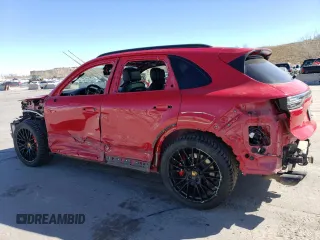 2021 Porsche Cayenne GTS z VIN WP1AG2AY6MDA33579, wystawiony jako Copart lot #42207474 z przebiegiem 45 604 mil mil oraz . Historia ofert i sprzedaży dostępna na DreamBid. Obrazek 2.