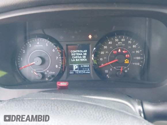 2015 Toyota Sienna LE AAS with VIN 5TDKK3DCXFS624984, listed as a IAAI auction lot 42560632 with 169,034 mi miles and . Bid and sale history available at DreamBid. Image 7.