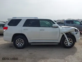 2010 Toyota 4Runner SR5 with VIN JTEZU5JR8A5010331, listed as a IAAI auction lot 41749528 with 224,339 mi miles. Bid and sale history available at carsss.com. Image 13.
