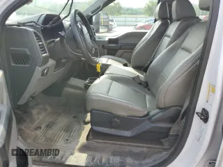 2019 Ford F-250 XL z VIN 1FT7W2B66KEG30444, wystawiony jako Copart lot #59357234 z przebiegiem Nie podano mil oraz Szkoda całkowita • Salvage title. Historia ofert i sprzedaży dostępna na DreamBid. Obrazek 7.