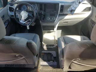 2017 Toyota Sienna XLE с VIN 5TDDZ3DC4HS176328, выставлен на аукционе Copart как лот 53185675 с пробегом 80 226 миль миль и Списание • Salvage title. История ставок и продаж доступна на DreamBid. Изображение 8.