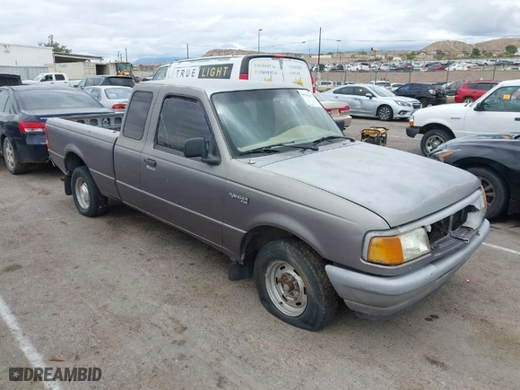 1996 Ford Ranger XL with VIN 1FTCR14A4TPB42312, listed as a IAAI auction lot 39715435 with 244,370 mi miles. Bid and sale history available at carsss.com. Image 1.