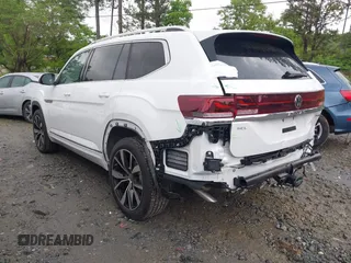 2024 Volkswagen Atlas SEL Premium R-Line with VIN 1V2FR2CA0RC598455, listed as a IAAI auction lot 42060180 with 2,865 mi miles and . Bid and sale history available at DreamBid. Image 14.