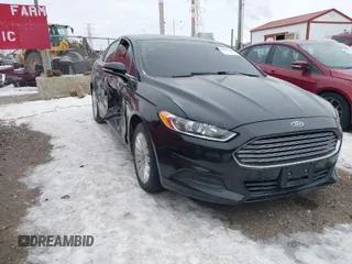2014 Ford Fusion SE Hybrid with VIN 3FA6P0LUXER236740, listed as a IAAI auction lot 41399510 with 82,720 mi miles. Bid and sale history available at carsss.com. Image 1.