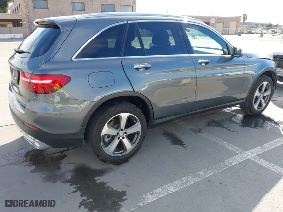 2017 Mercedes-Benz GLC with VIN WDC0G4JB0HF143195, listed as a IAAI auction lot 42004430 with 18,560 mi miles. Bid and sale history available at carsss.com. Image 4.