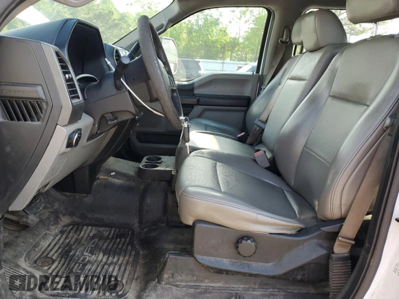 2017 Ford F-350 Platinum z VIN 1FT8W3B60HEC88640, wystawiony jako Copart lot #52675005 z przebiegiem 64 785 mil mil oraz Czysty tytuł • Clean title. Historia ofert i sprzedaży dostępna na DreamBid. Obrazek 7.