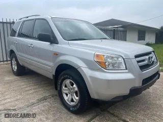 2008 Honda Pilot VP with VIN 5FNYF18208B012613, listed as a Copart auction lot 50108885 with 137,839 mi miles and Clean Title. Bid and sale history available at carsss.com. Image 1.