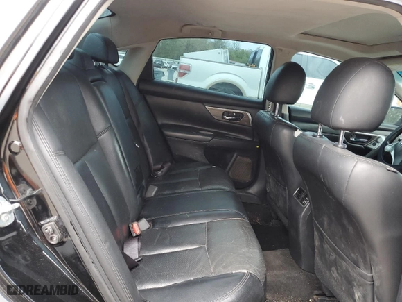 2015 Nissan Altima 2.5 S with VIN 1N4AL3AP6FN888683, listed as a Copart auction lot 53245425 with 216,189 mi miles and Clean Title. Bid and sale history available at carsss.com. Image 10.