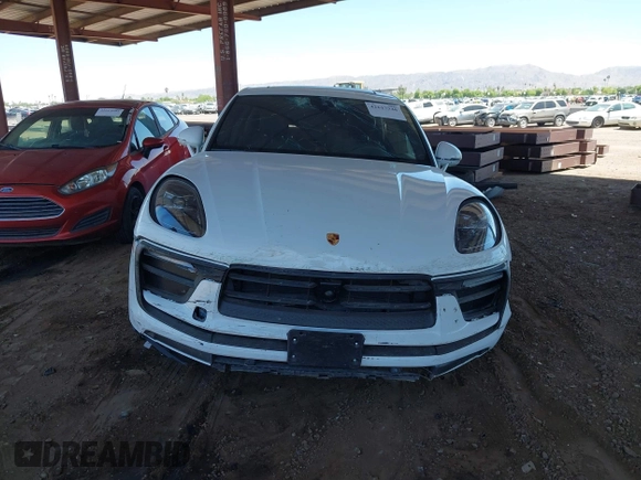 2024 Porsche Macan with VIN WP1AA2A55RLB16232, listed as a IAAI auction lot 42617348 with Not provided miles and . Bid and sale history available at DreamBid. Image 12.