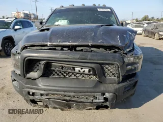 2018 Ram 1500 Rebel z VIN 1C6RR7YT1JS161619, wystawiony jako Copart lot #58272215 z przebiegiem 49 567 mil mil oraz Szkoda całkowita • Salvage title. Historia ofert i sprzedaży dostępna na DreamBid. Obrazek 5.